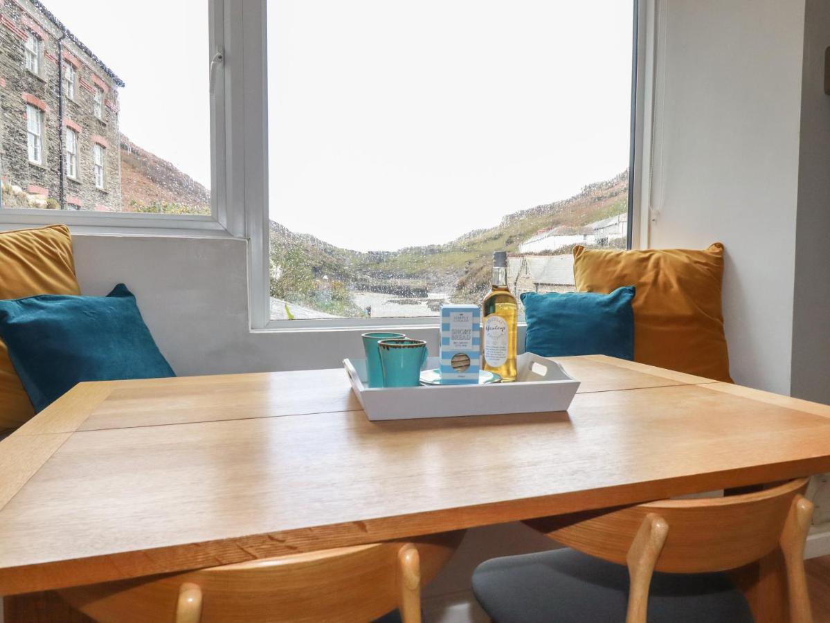 Harbour Light Apartment Boscastle Exterior photo