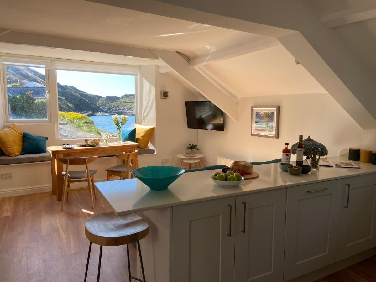 Harbour Light Apartment Boscastle Exterior photo